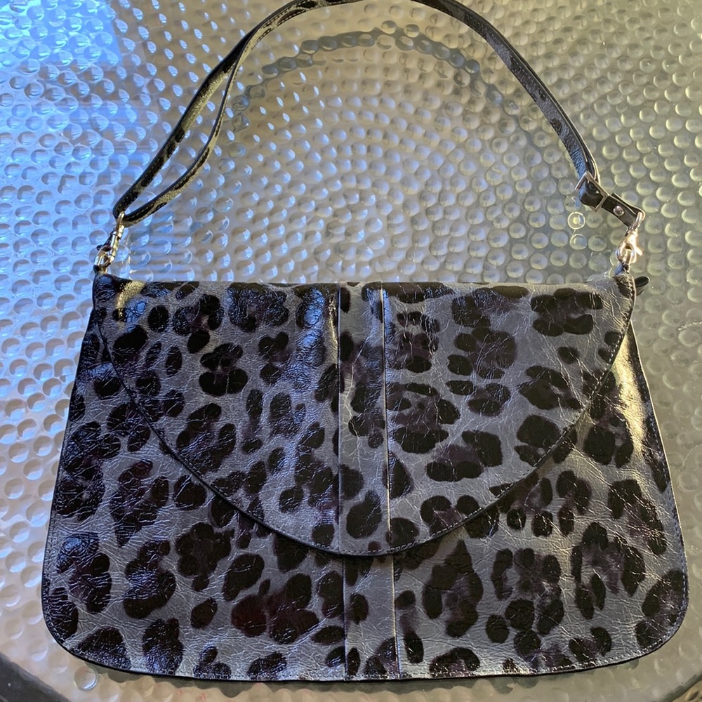 LODIS grey patten leather bag